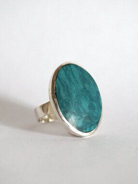 0009 vintage sterling silver ring with blue-green stone size 6 3/4 US
